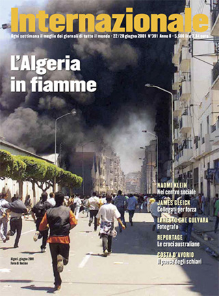 L’Algeria in fiamme