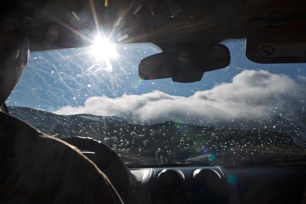 A bordo dell’auto dell’Associated Press nella provincia di Ryanggang, il 18 giugno. - (David Guttenfelder, Ap/Ansa)