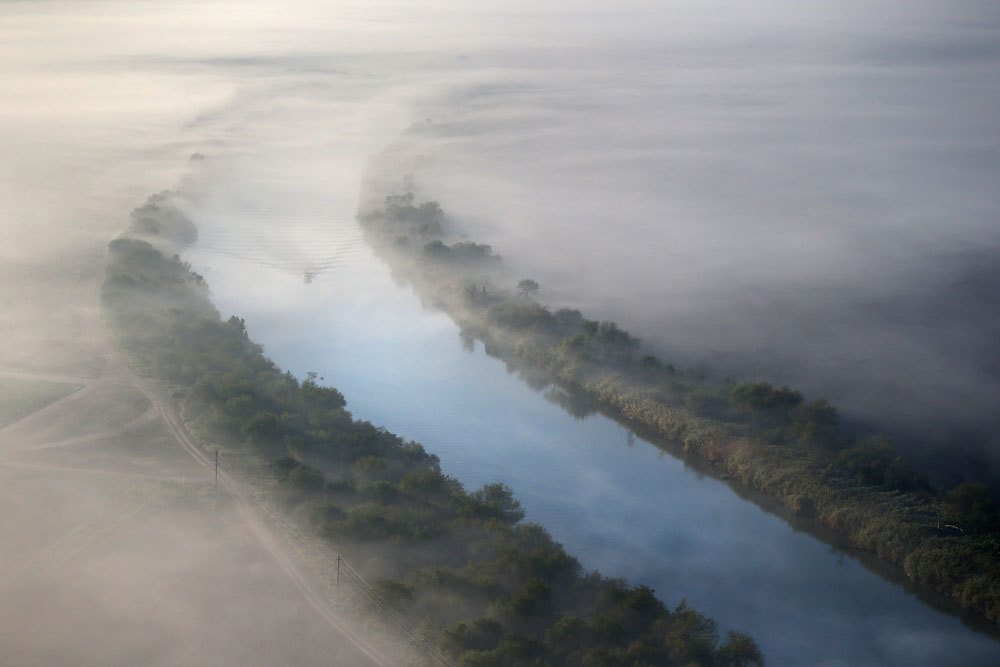 Fiume di confine Internazionale