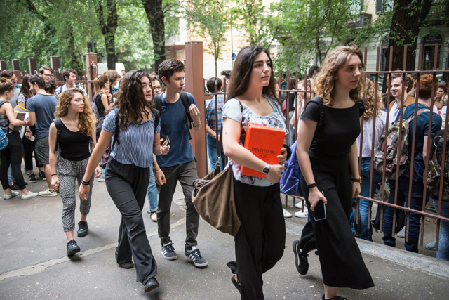 Sui problemi della scuola bisogna ascoltare le voci degli studenti