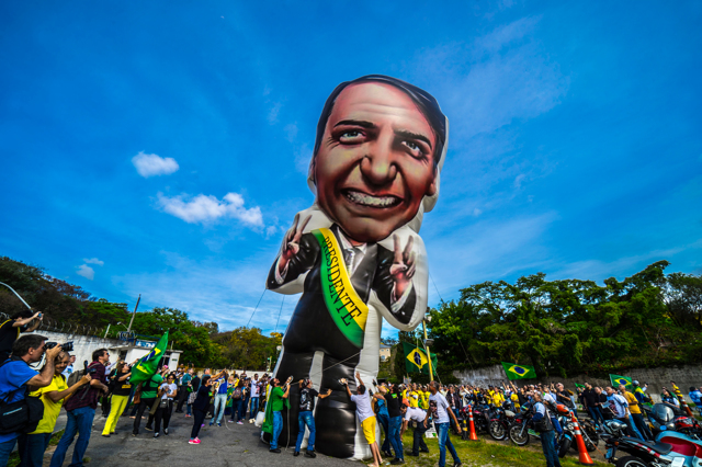 Una manifestazione di sostenitori di Jair Bolsonaro a São Paulo, il 16 settembre 2018. - Cris Faga, NurPhoto via Getty Images
