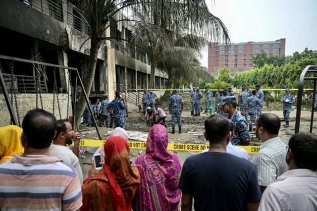Sale a 27 morti il bilancio dell’incidente aereo in una scuola in Bangladesh Sale a 27 morti il bilancio dell’incidente aereo in una scuola in Bangladesh