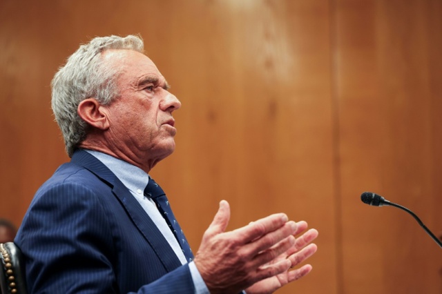 gli stati uniti annullano i finanziamenti per diversi vaccini a rna