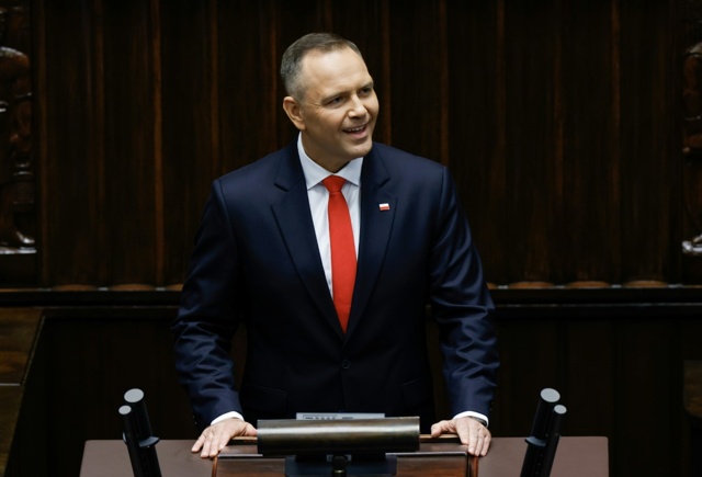 il nazionalista karol nawrocki 232 il nuovo presidente della polonia