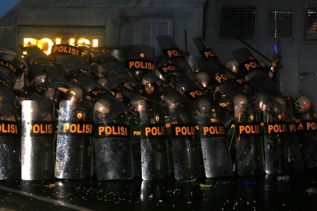 venti persone scomparse nelle manifestazioni160in indonesia secondo un8217ong