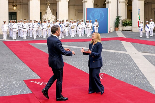 https://media.internazionale.it/images/2025/09/03/305507-sd.jpg