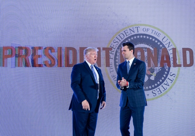 https://media.internazionale.it/images/2025/09/11/306680-sd.jpeg