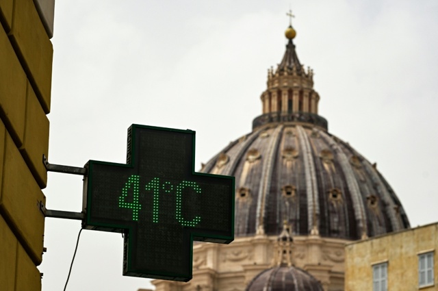 https://media.internazionale.it/images/2025/09/22/308381-sd.jpeg