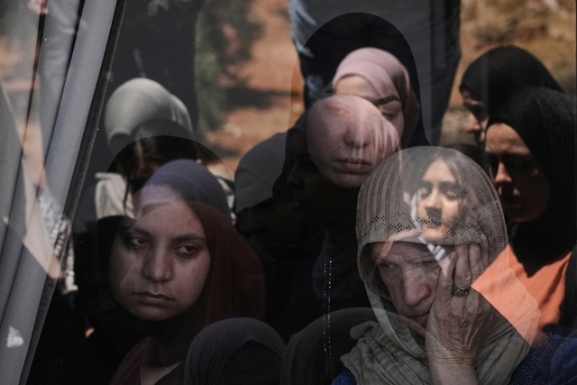 https://media.internazionale.it/images/2025/10/02/309979-sd.jpg