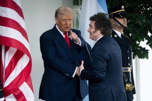 Trump condiziona gli aiuti all’Argentina alla vittoria di Milei nelle legislative