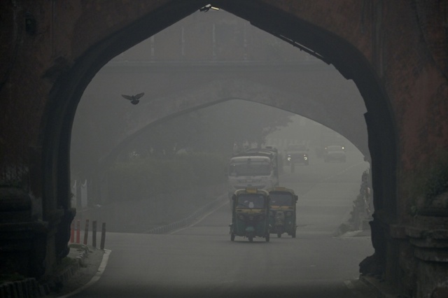 l8217india insemina le nuvole per combattere l8217inquinamento a new delhi
