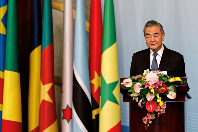China's top diplomat meets Ethiopian PM, pledges deeper cooperation