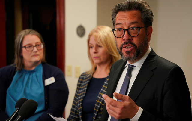 Un bambino di cinque anni arrestato dagli agenti dell’Ice a Minneapolis Un bambino di cinque anni arrestato dagli agenti dell’Ice a Minneapolis