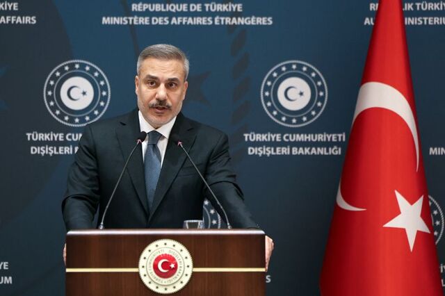 Turkey’s foreign minister says the US and Iran showing flexibility on nuclear deal, FT reports