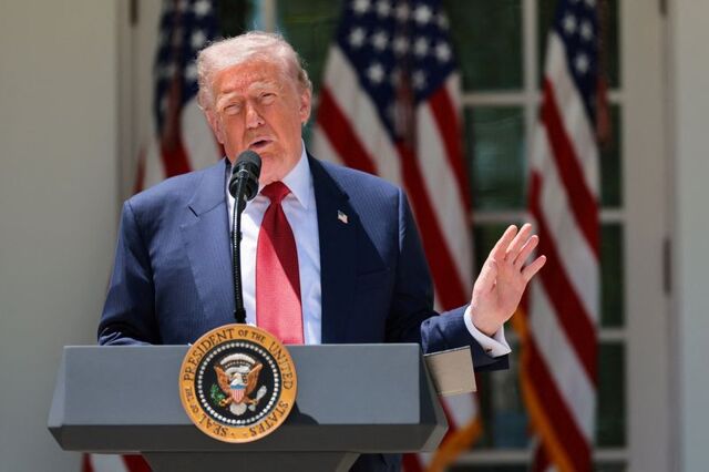 # Trump annuncia un cessate il fuoco di tre giorni tra Ucraina e Russia. WASHINGTON, May 8 (Reuters) - U.S. President Donald Trump on Friday announced on social media that there wo