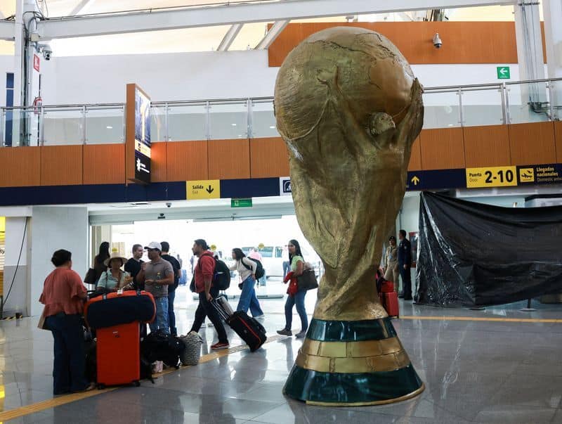 Soccer-Ebola risk minimal for World Cup fans, logistics challenges ...