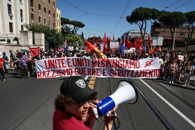 https://media.internazionale.it/images/2026/06/15/351538-sd.jpg