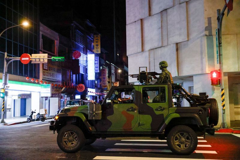 In Taiwan drill, armoured carrier takes president to command centre