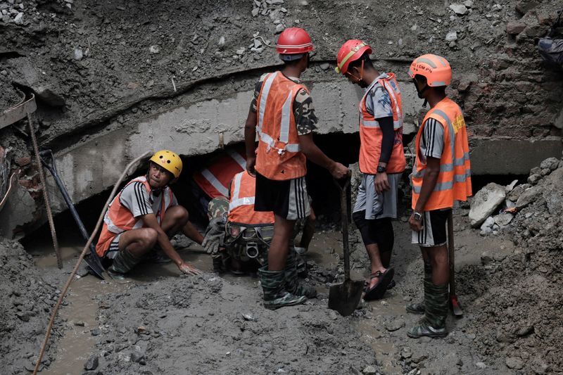 Engineers Use WhatsApp to Guide Nepal Flood Rescue Efforts