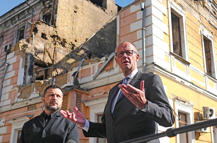 https://media.internazionale.it/images/2026/10/07/360637-hd.jpg